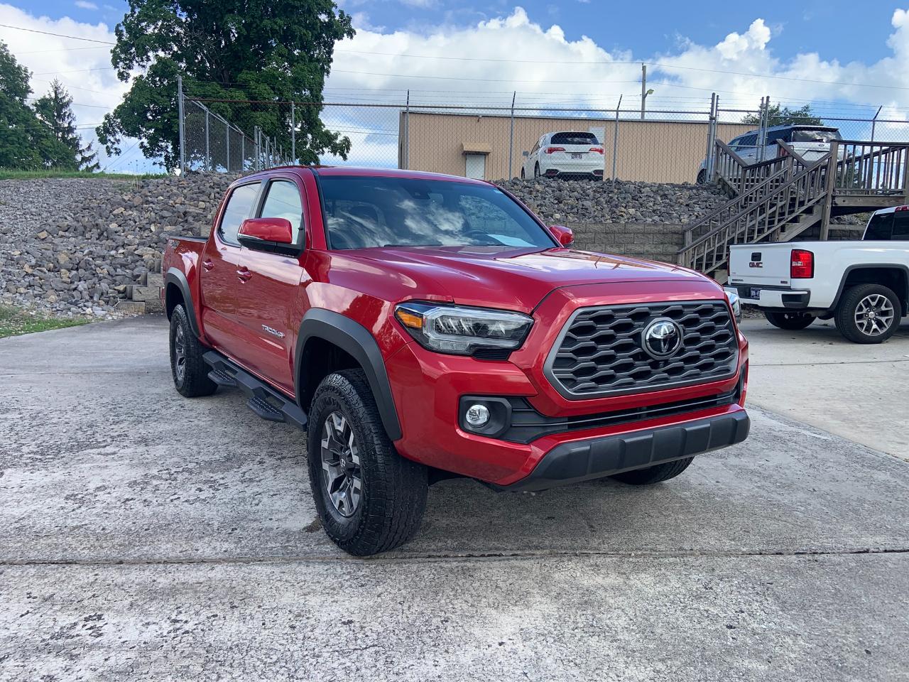 Toyota Tacoma 4WD TRD Off Road Double Cab 5' Bed V6 MT (Natl) 2023