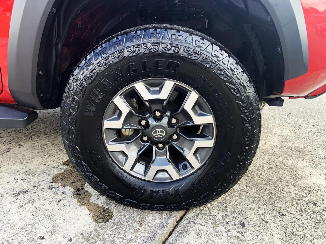 Toyota Tacoma 4WD TRD Off Road Double Cab 5' Bed V6 MT (Natl) 2023