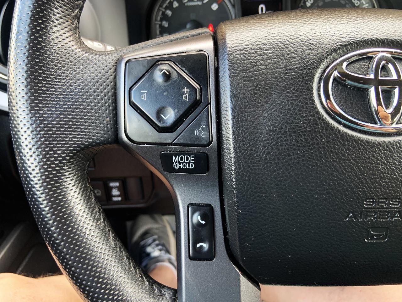 Toyota Tacoma 4WD TRD Off Road Double Cab 5' Bed V6 MT (Natl) 2023