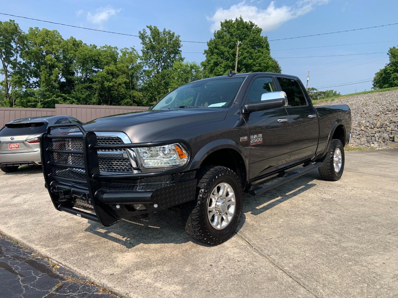 2017 RAM 2500 Laramie 4x4 Crew Cab 6'4" Box