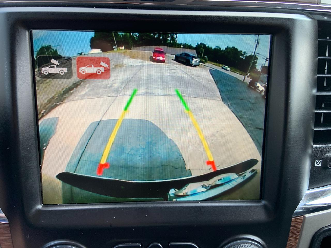 RAM 2500 Laramie 4x4 Crew Cab 6'4" Box 2017