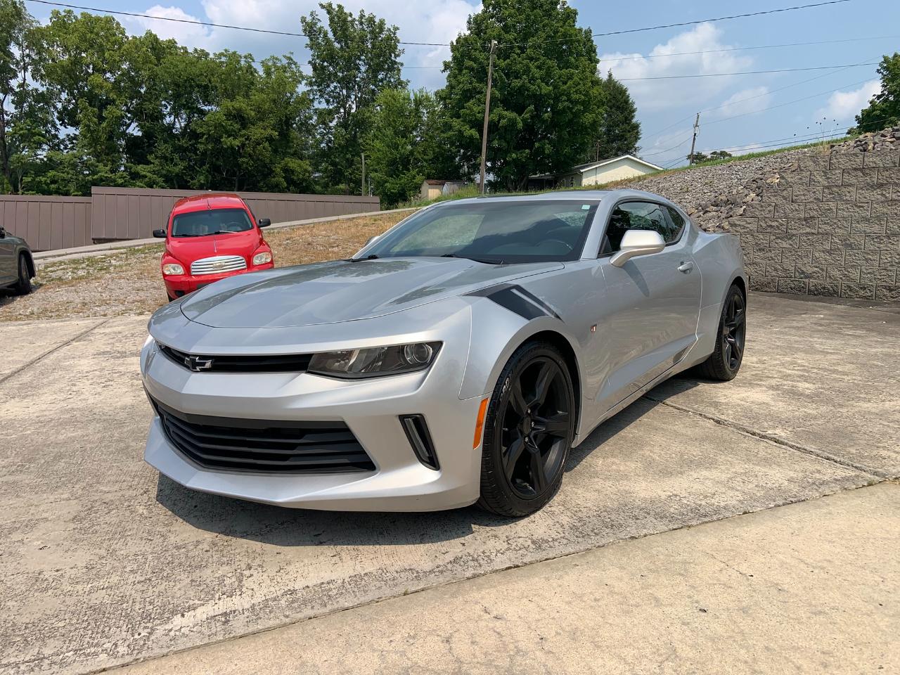 Chevrolet Camaro 2dr Cpe 1LT 2017
