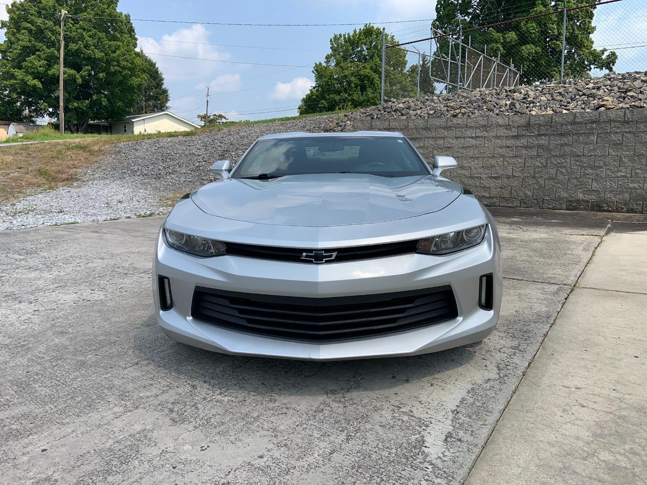 Chevrolet Camaro 2dr Cpe 1LT 2017