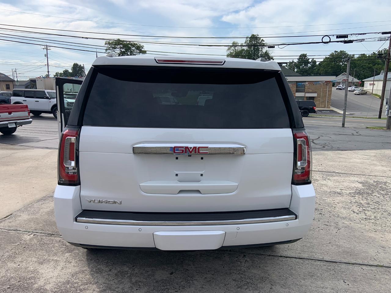 GMC Yukon 4WD 4dr Denali 2020
