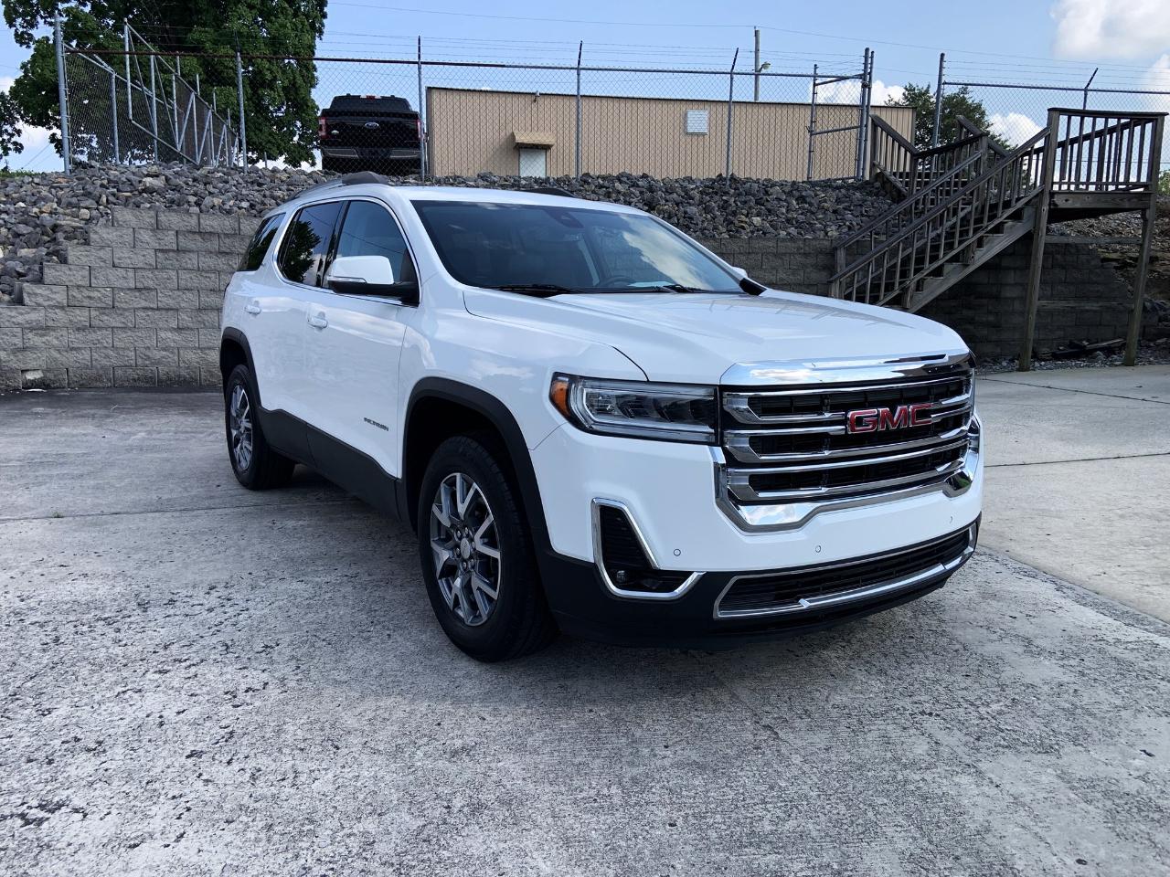 GMC Acadia FWD 4dr SLT 2023