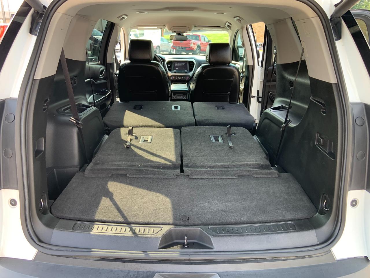 GMC Acadia FWD 4dr SLT 2023