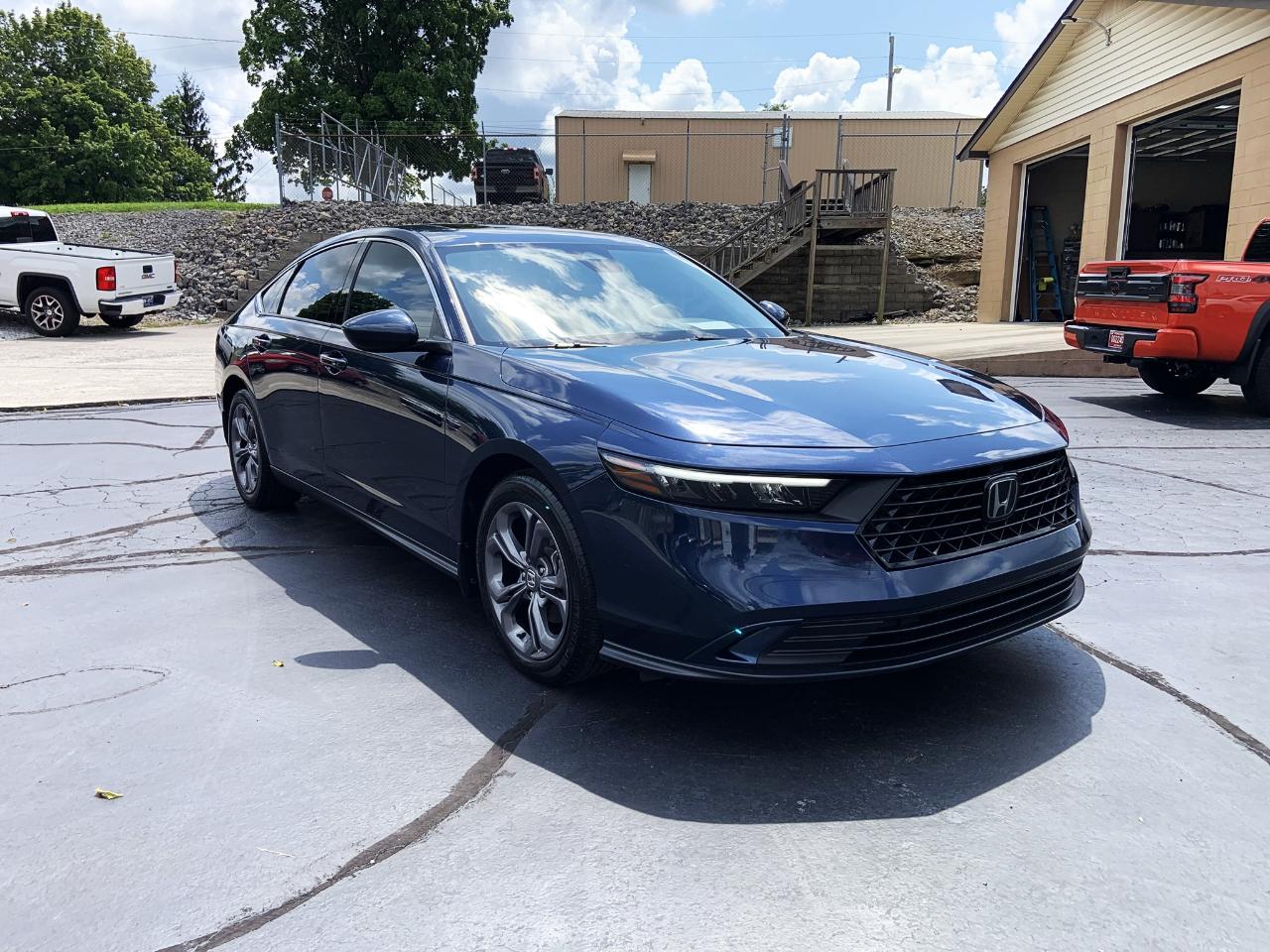Honda Accord Sedan EX CVT 2023