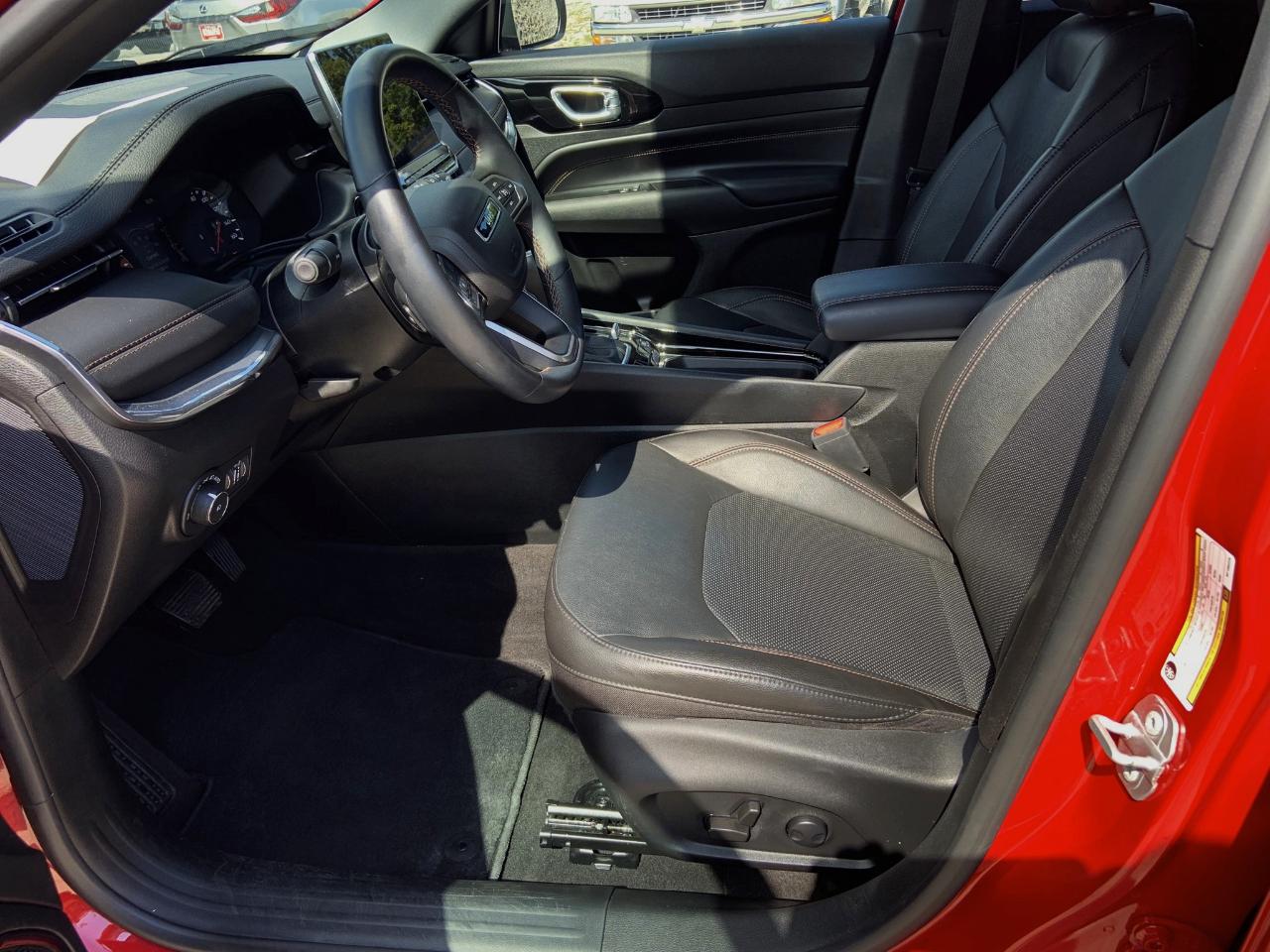 2022 Jeep Compass (RED) Edition - Photo 9
