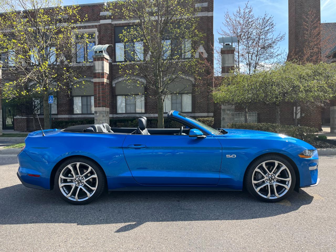 Ford Mustang GT Premium Convertible 2021