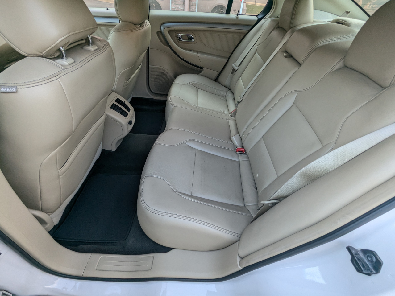 Ford Taurus SEL 2014