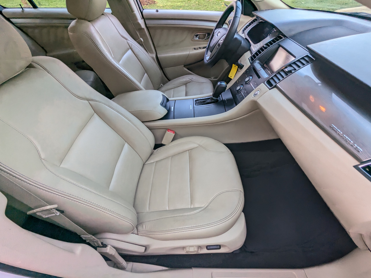 Ford Taurus SEL 2014