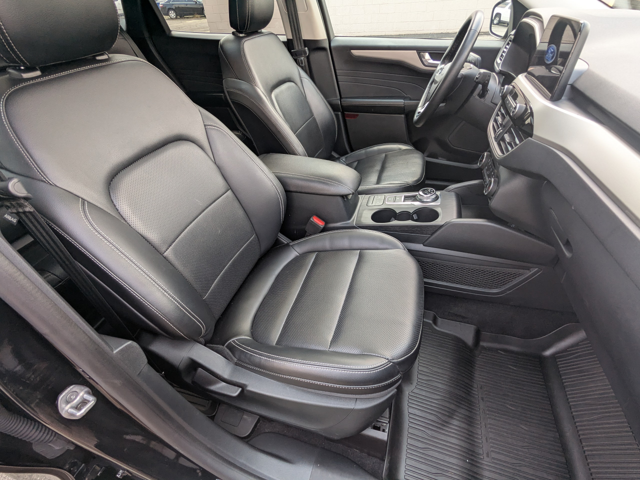 Ford Escape SEL Plug-In Hybrid FWD 2022