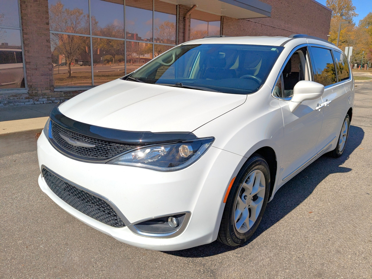 Chrysler Pacifica Touring-L FWD 2017 Chrysler Pacifica Touring-L FWD 2017