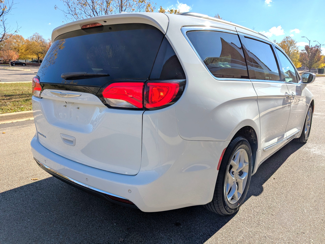 Chrysler Pacifica Touring-L FWD 2017 Chrysler Pacifica Touring-L FWD 2017