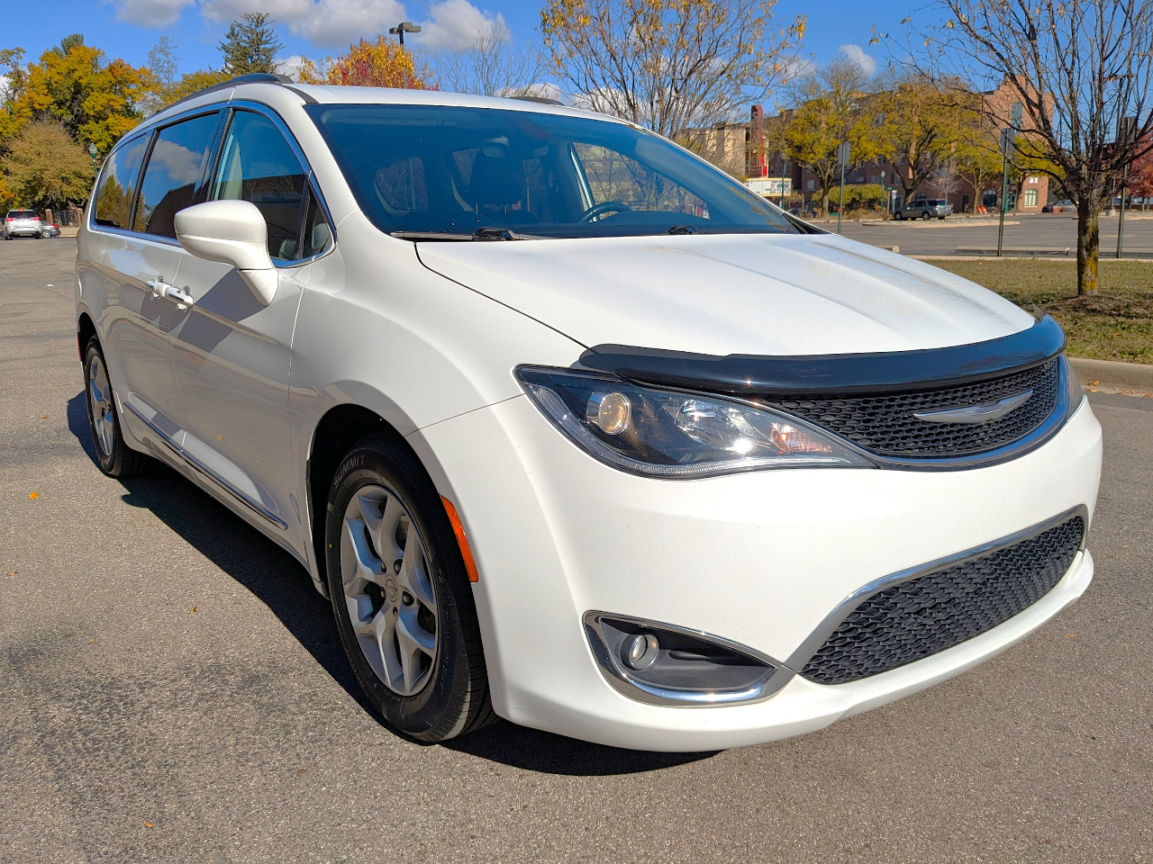 Chrysler Pacifica Touring-L FWD 2017 Chrysler Pacifica Touring-L FWD 2017