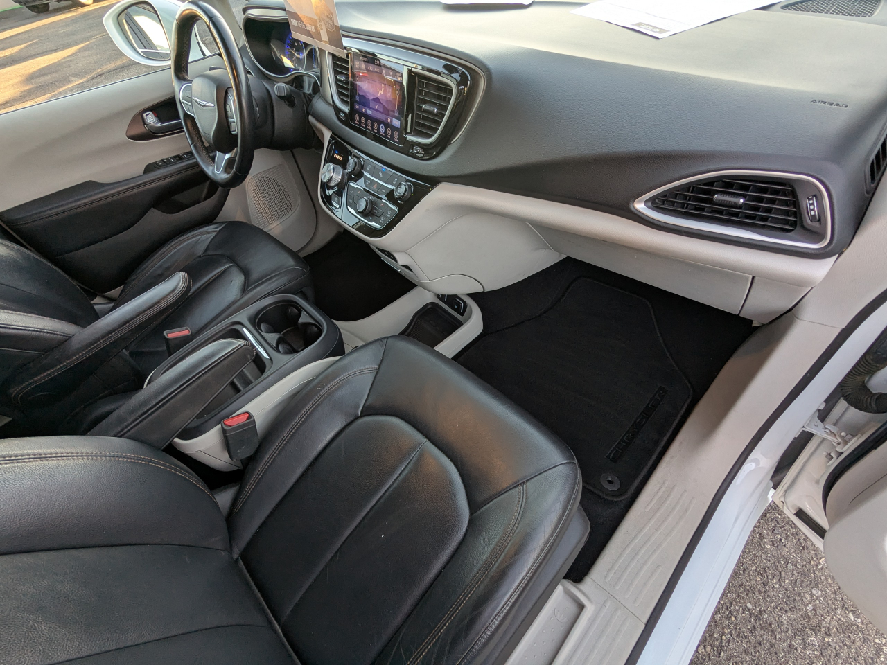 Chrysler Pacifica Touring-L FWD 2017 Chrysler Pacifica Touring-L FWD 2017