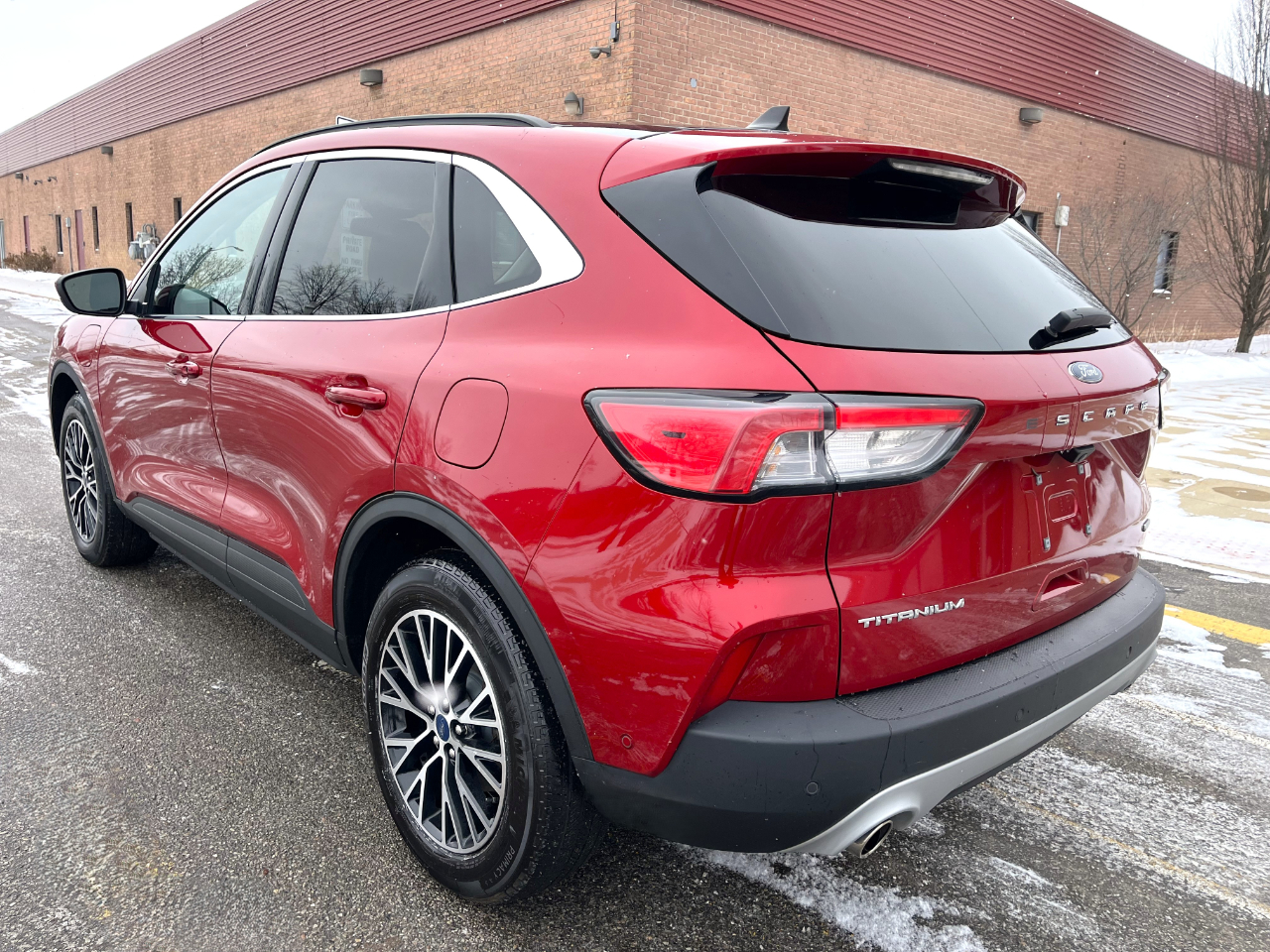 Ford Escape Titanium Plug-In Hybrid FWD 2021