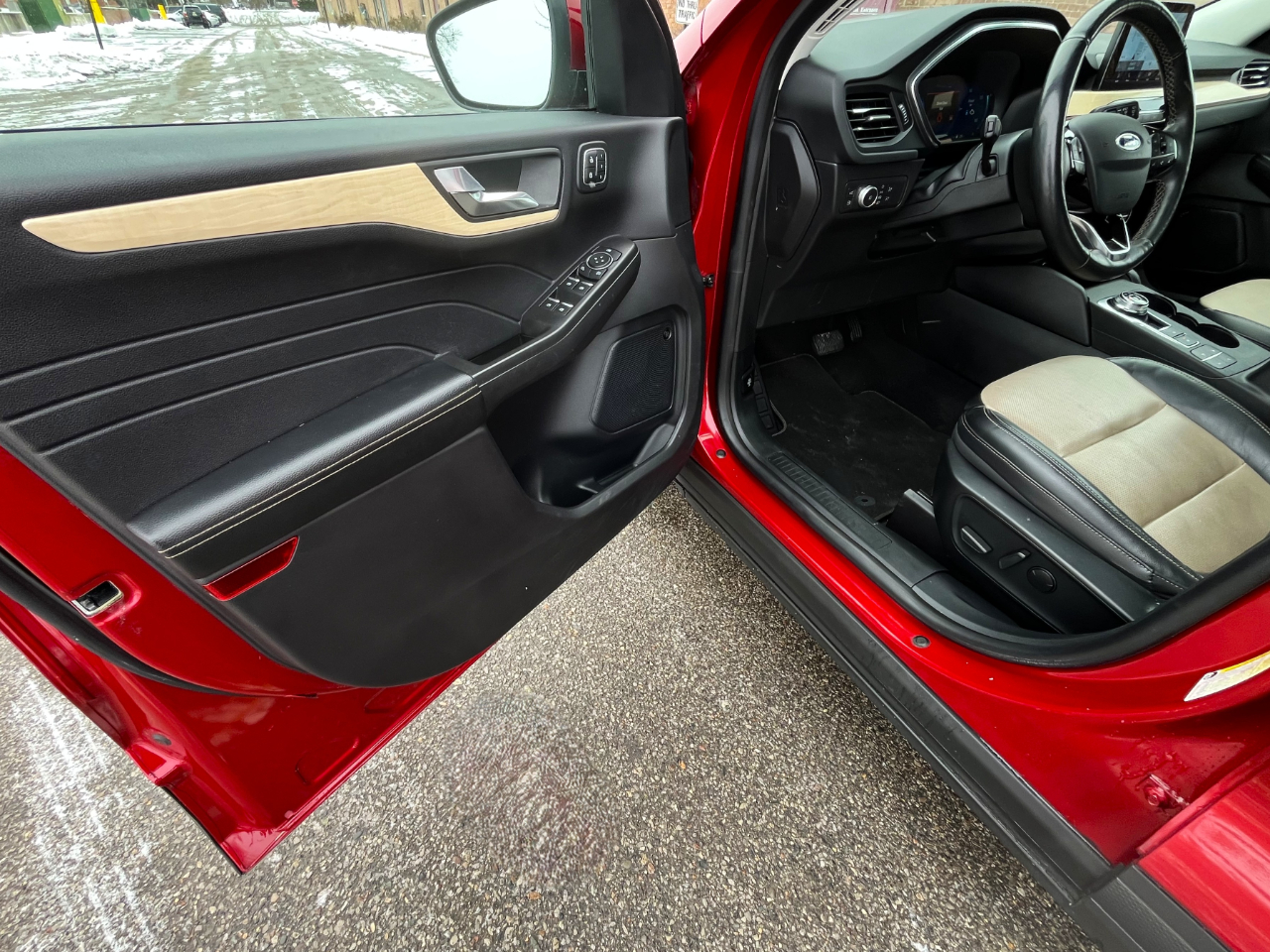 Ford Escape Titanium Plug-In Hybrid FWD 2021