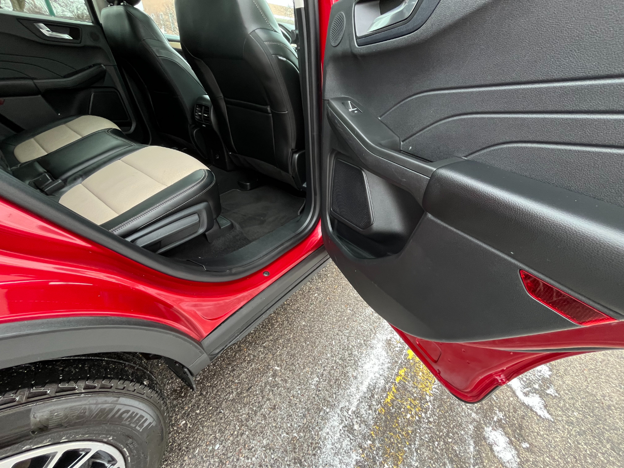 Ford Escape Titanium Plug-In Hybrid FWD 2021