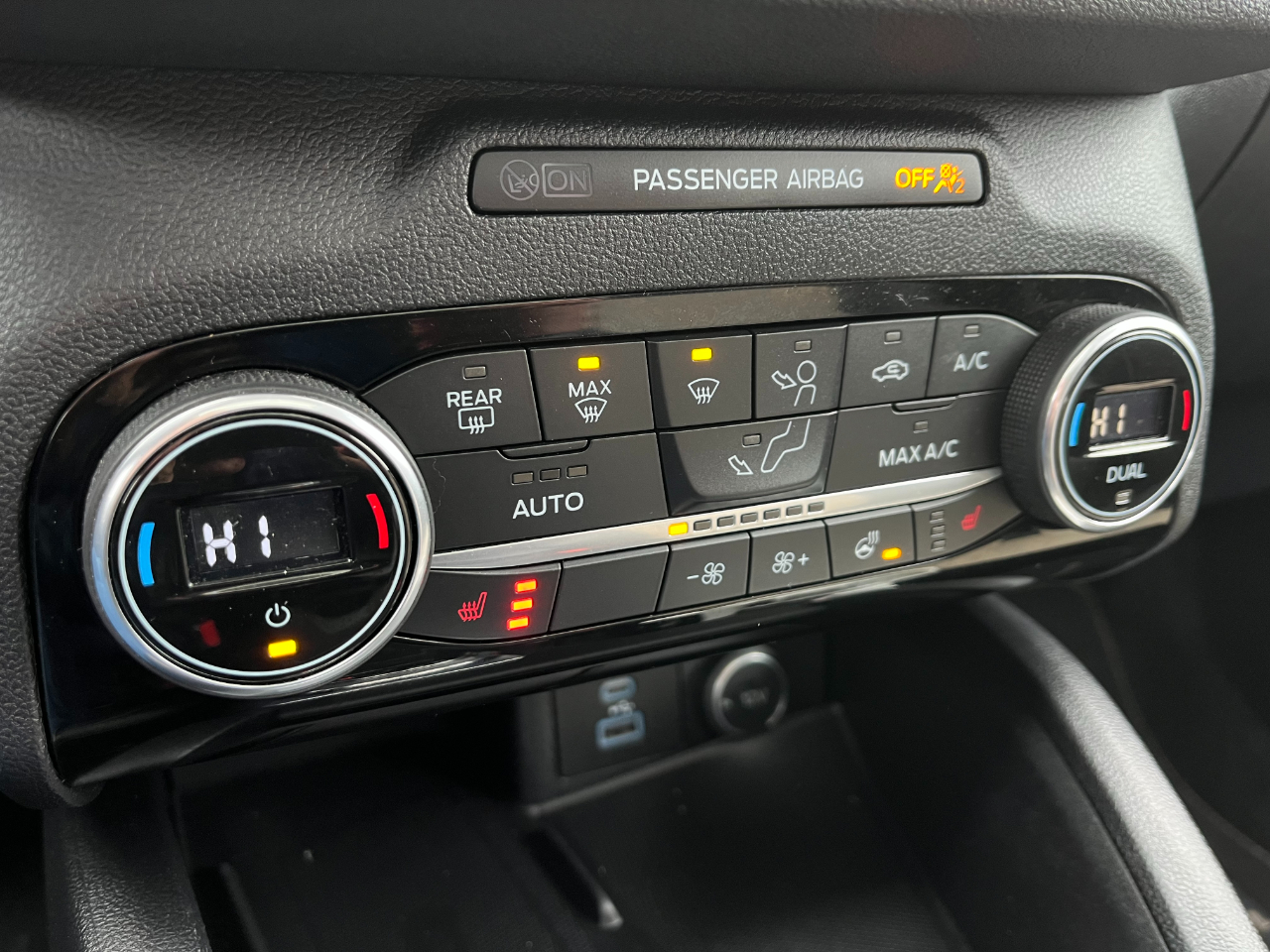 Ford Escape Titanium Plug-In Hybrid FWD 2021