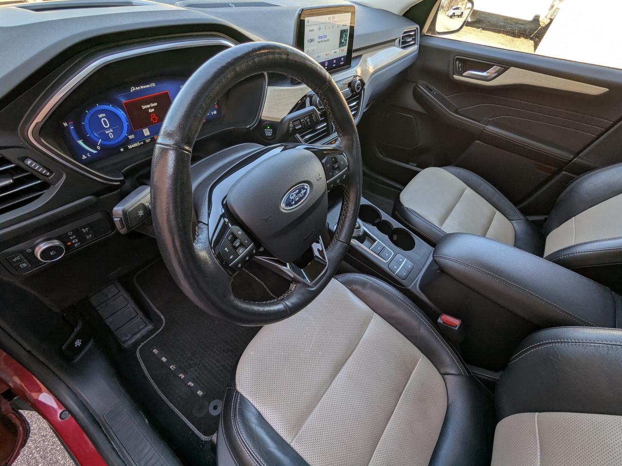 Ford Escape Titanium Plug-In Hybrid FWD 2021