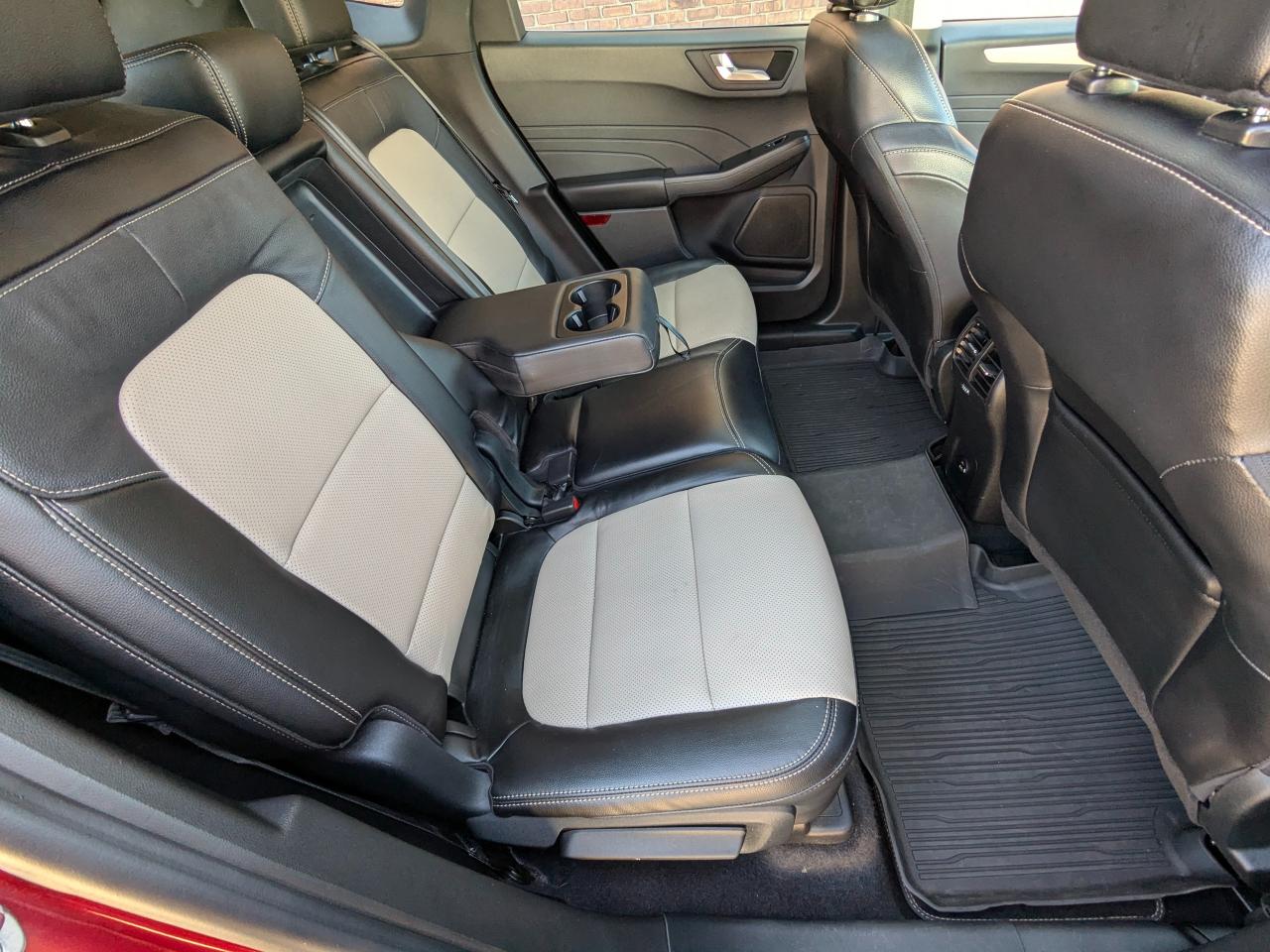 Ford Escape Titanium Plug-In Hybrid FWD 2021