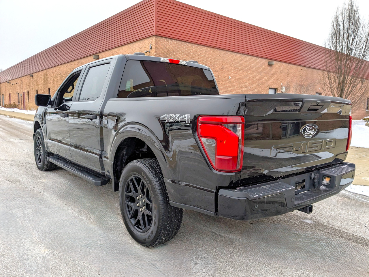 Ford F-150 STX 4WD SuperCrew 5.5' Box 2024