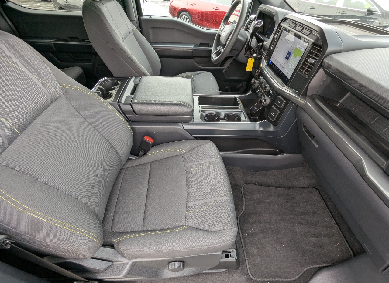 Ford F-150 STX 4WD SuperCrew 5.5' Box 2024