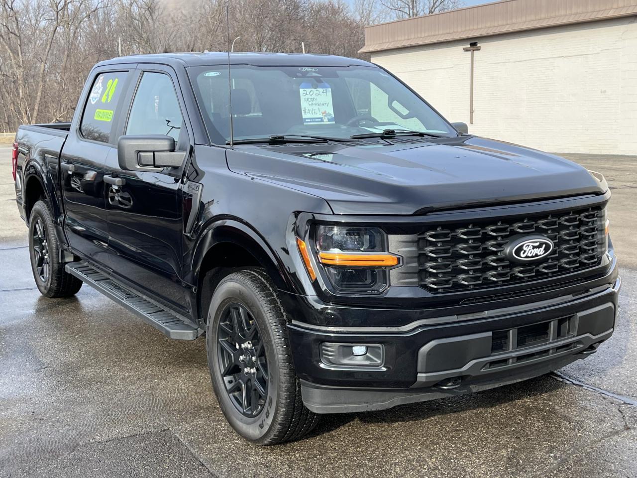 Ford F-150 STX 4WD SuperCrew 5.5' Box 2024