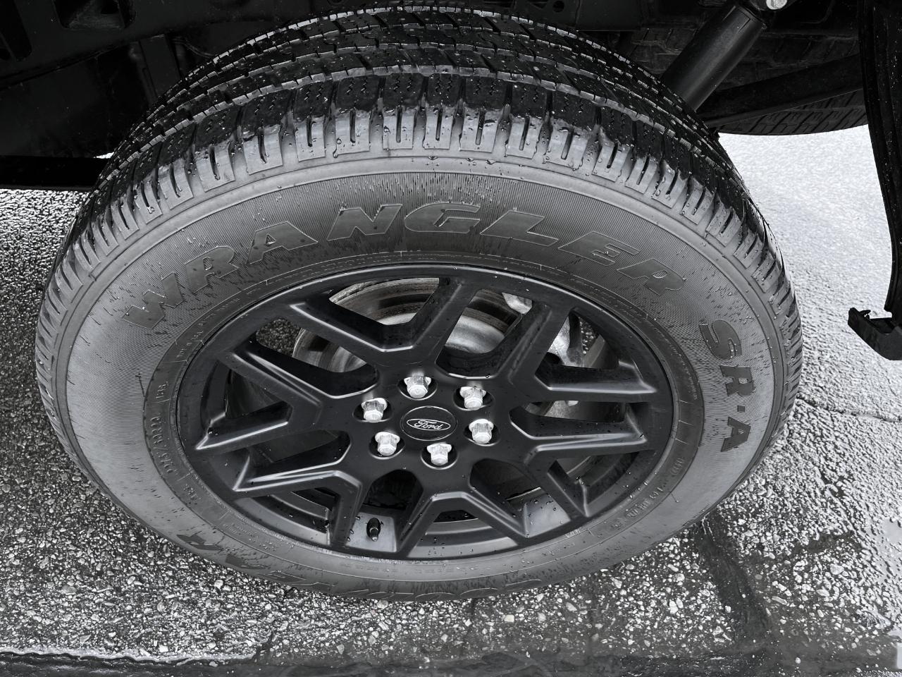 Ford F-150 STX 4WD SuperCrew 5.5' Box 2024