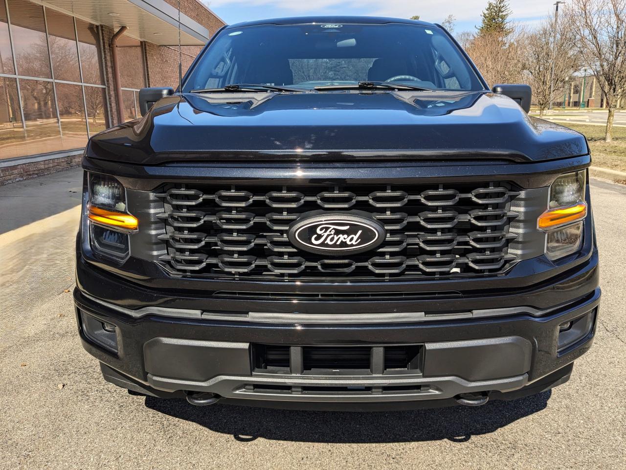 Ford F-150 STX 4WD SuperCrew 5.5' Box 2024