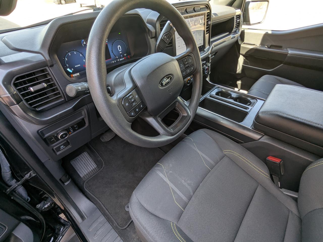 Ford F-150 STX 4WD SuperCrew 5.5' Box 2024