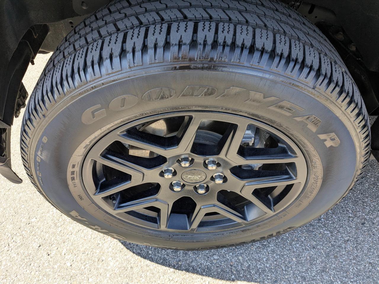 Ford F-150 STX 4WD SuperCrew 5.5' Box 2024