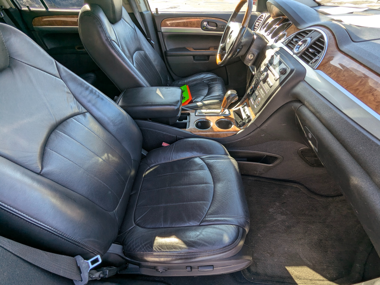 Buick Enclave CXL FWD 2010