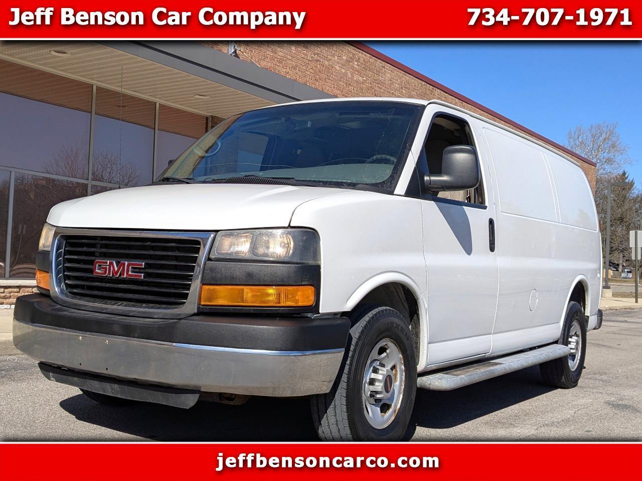 GMC Savana Cargo Van  2014