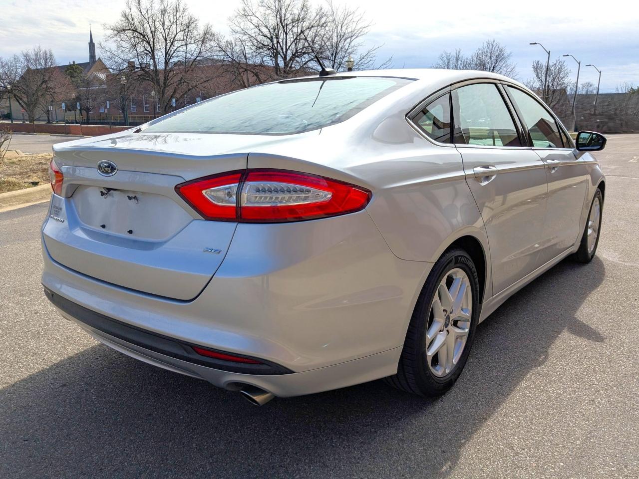 Ford Fusion SE 2016