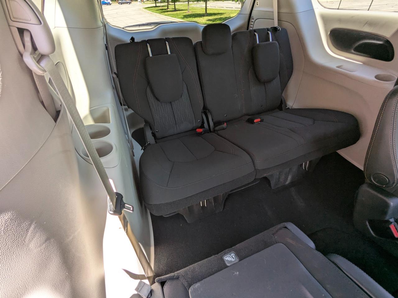 Chrysler Pacifica Touring FWD 2020