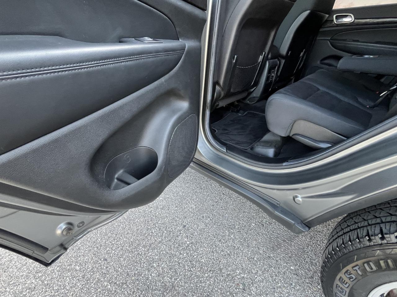 Jeep Grand Cherokee Laredo 4x4 2012