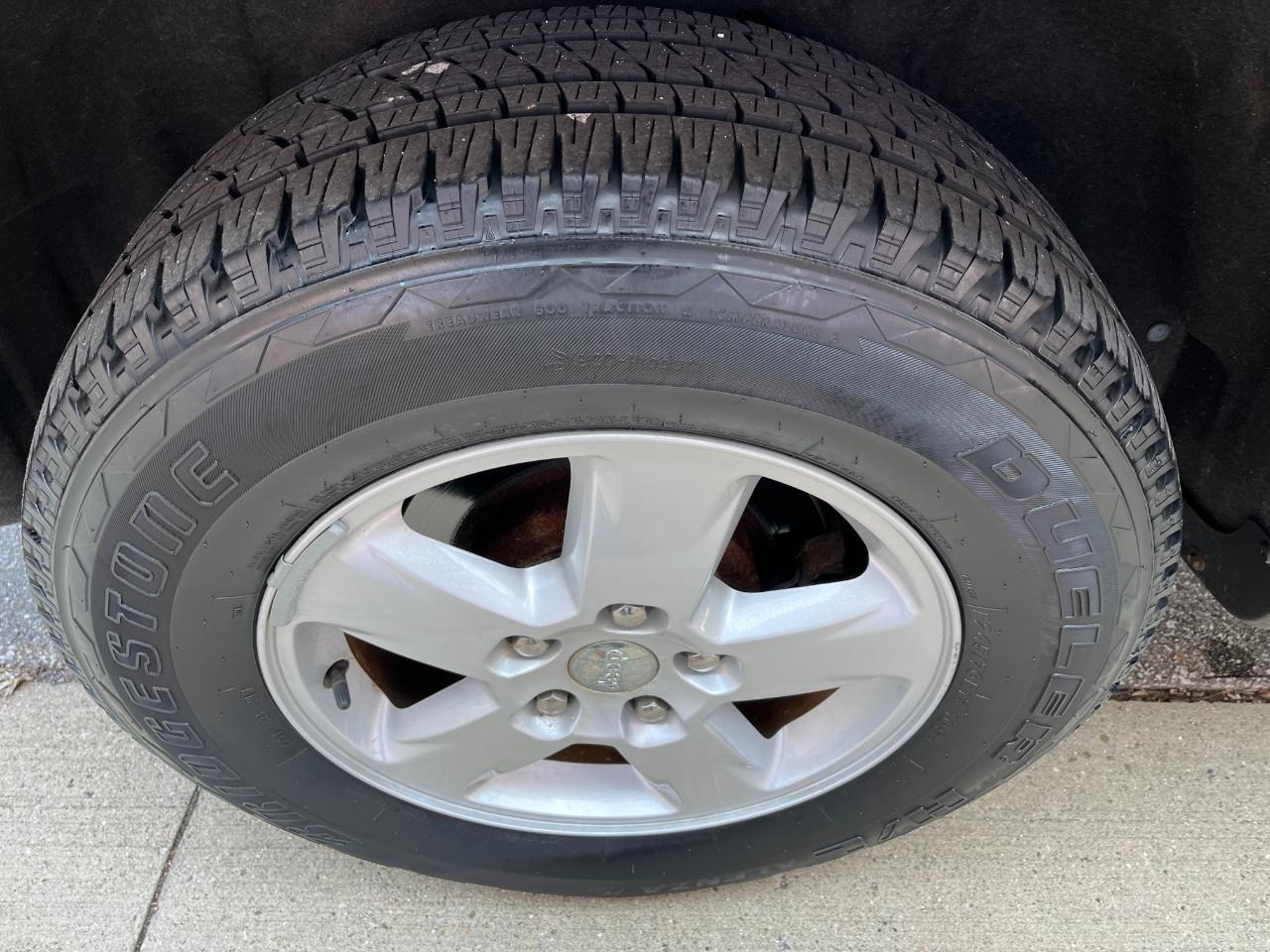 Jeep Grand Cherokee Laredo 4x4 2012