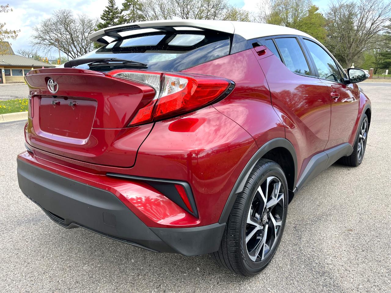 Toyota C-HR XLE FWD (Natl) 2018