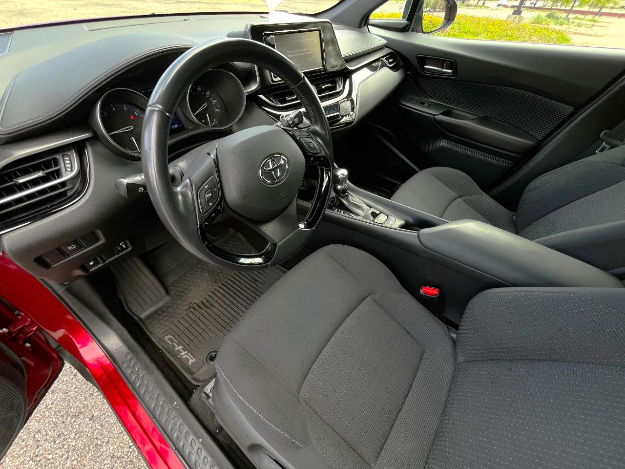 Toyota C-HR XLE FWD (Natl) 2018