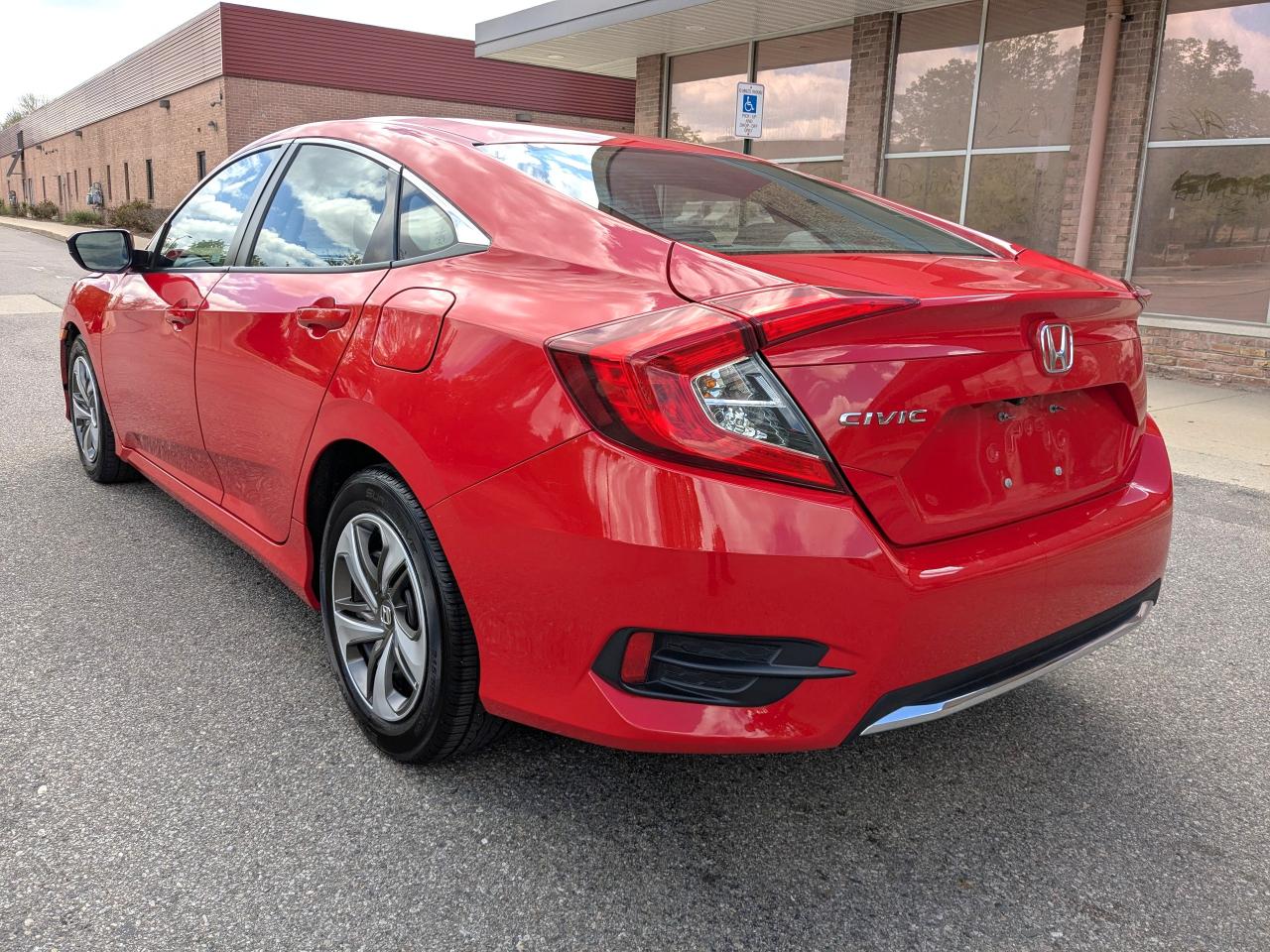 Honda Civic Sedan LX CVT 2020