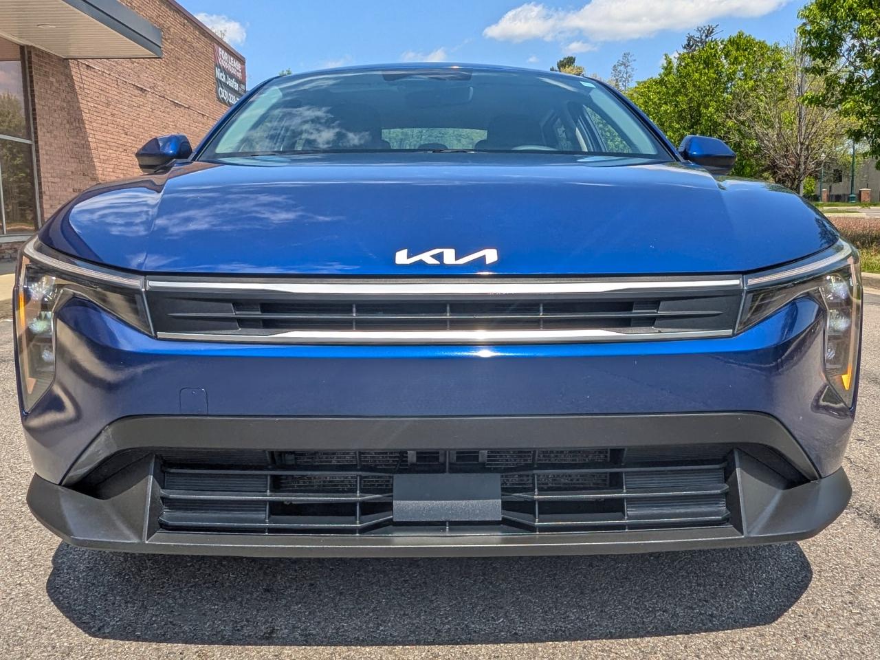 Kia K4 LXS FWD 2025