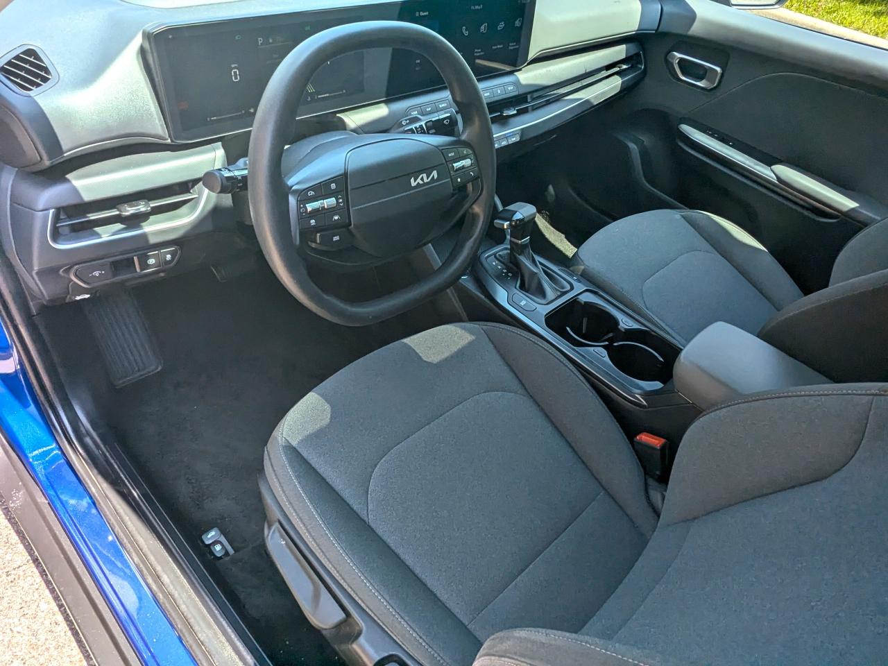 Kia K4 LXS FWD 2025