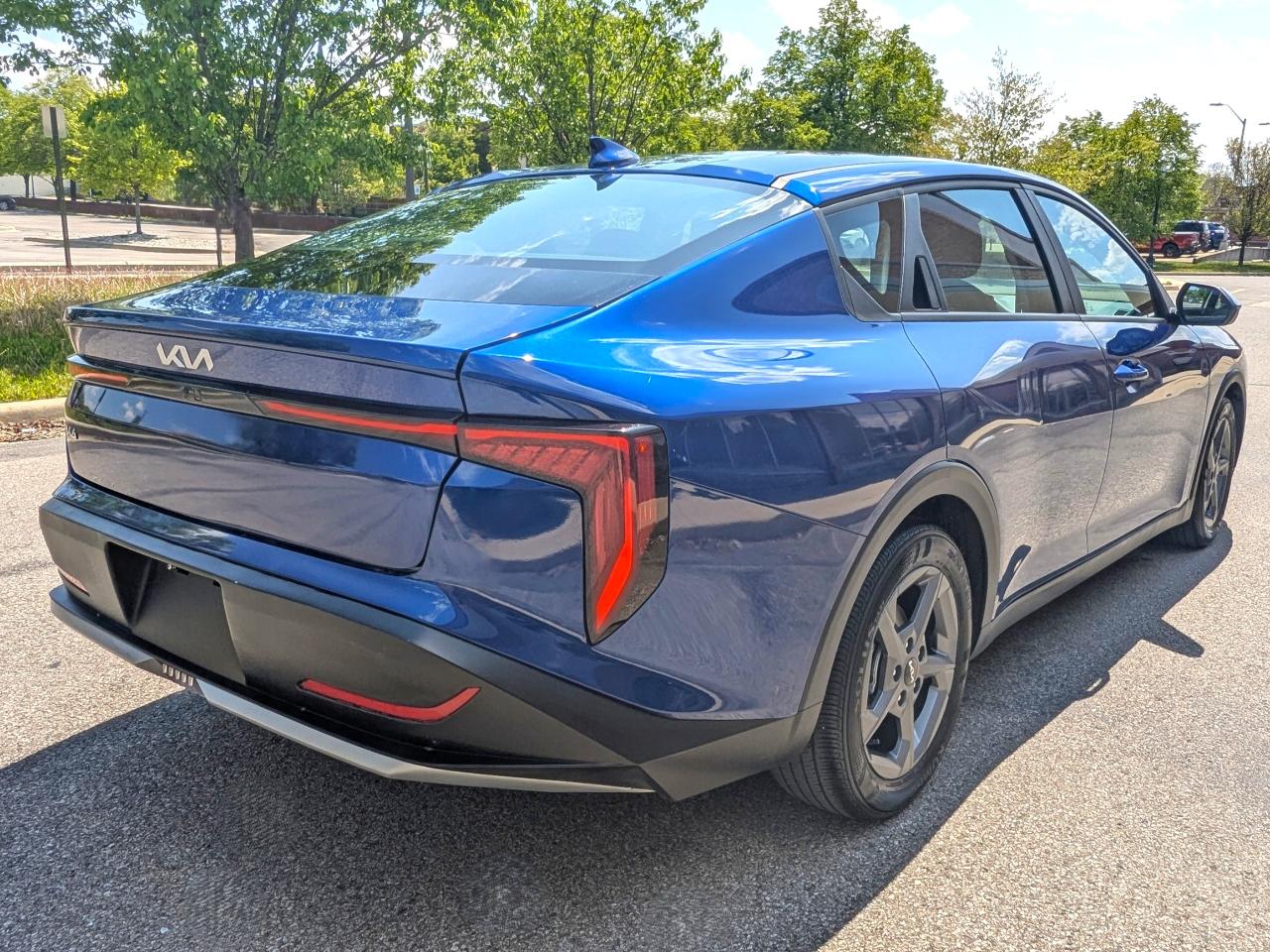 Kia K4 LXS FWD 2025