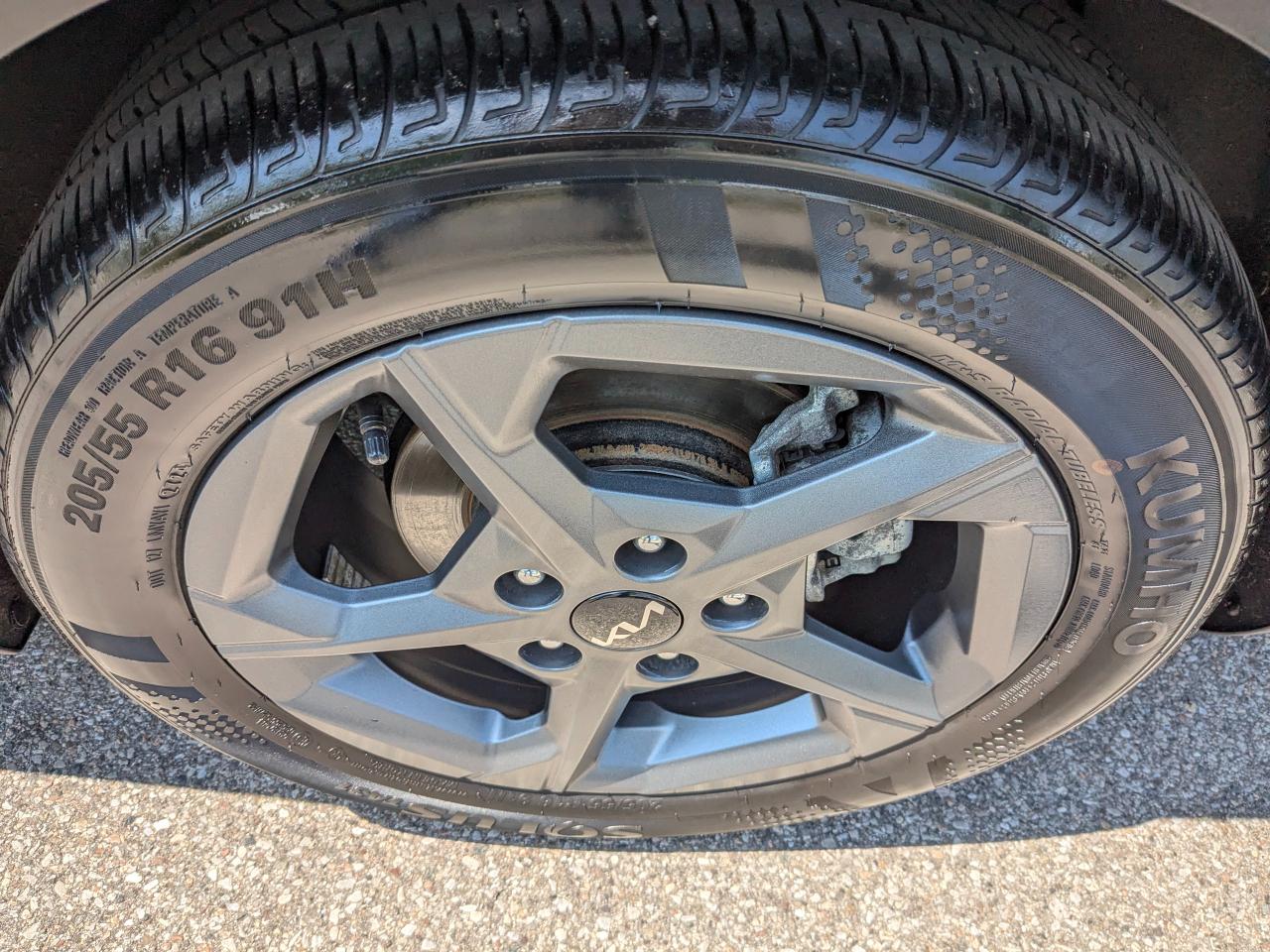 Kia K4 LXS FWD 2025