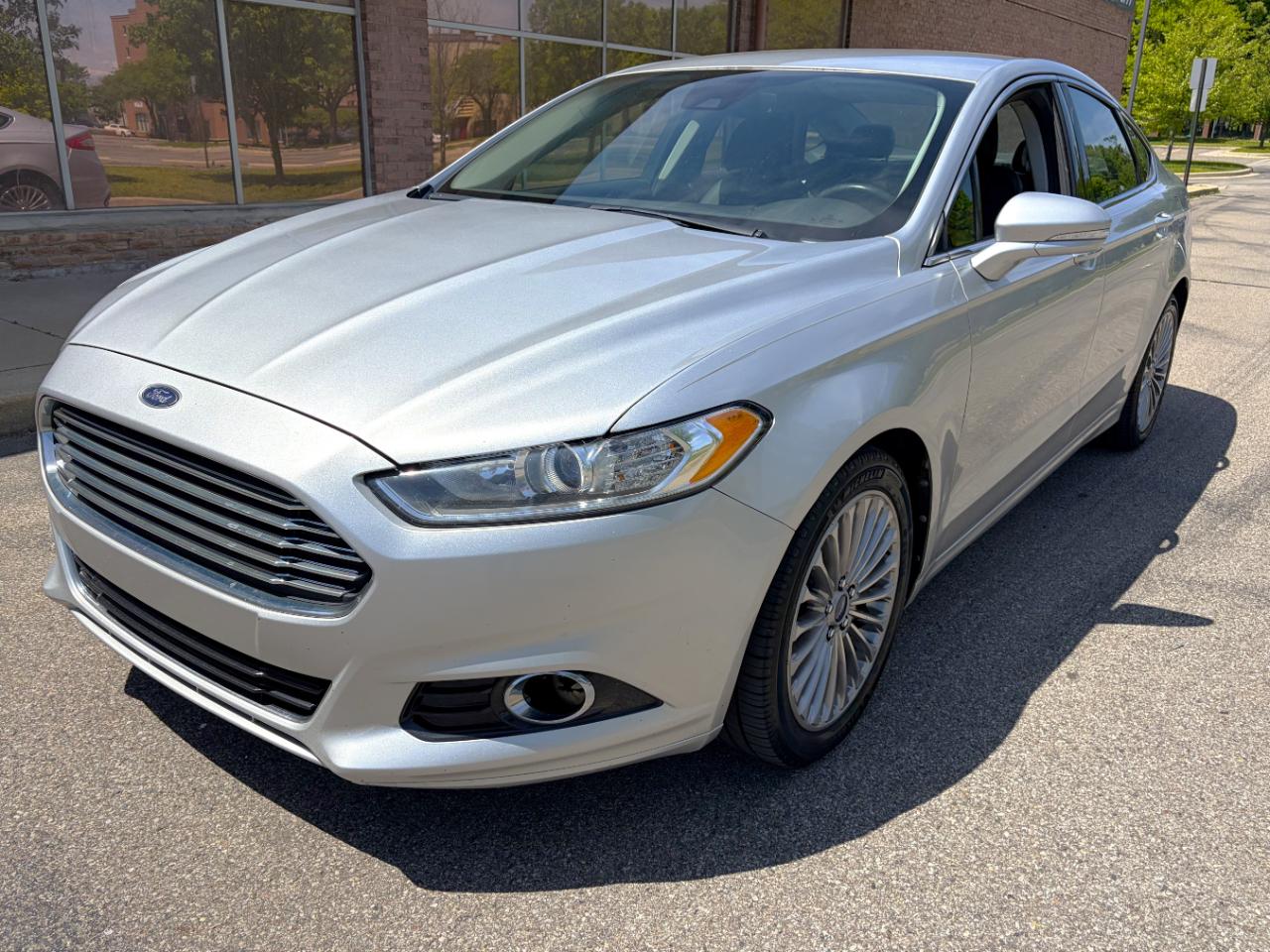 Ford Fusion 4dr Sdn Titanium AWD 2013