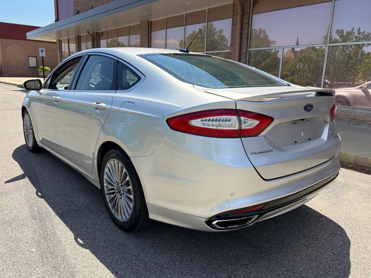 Ford Fusion 4dr Sdn Titanium AWD 2013
