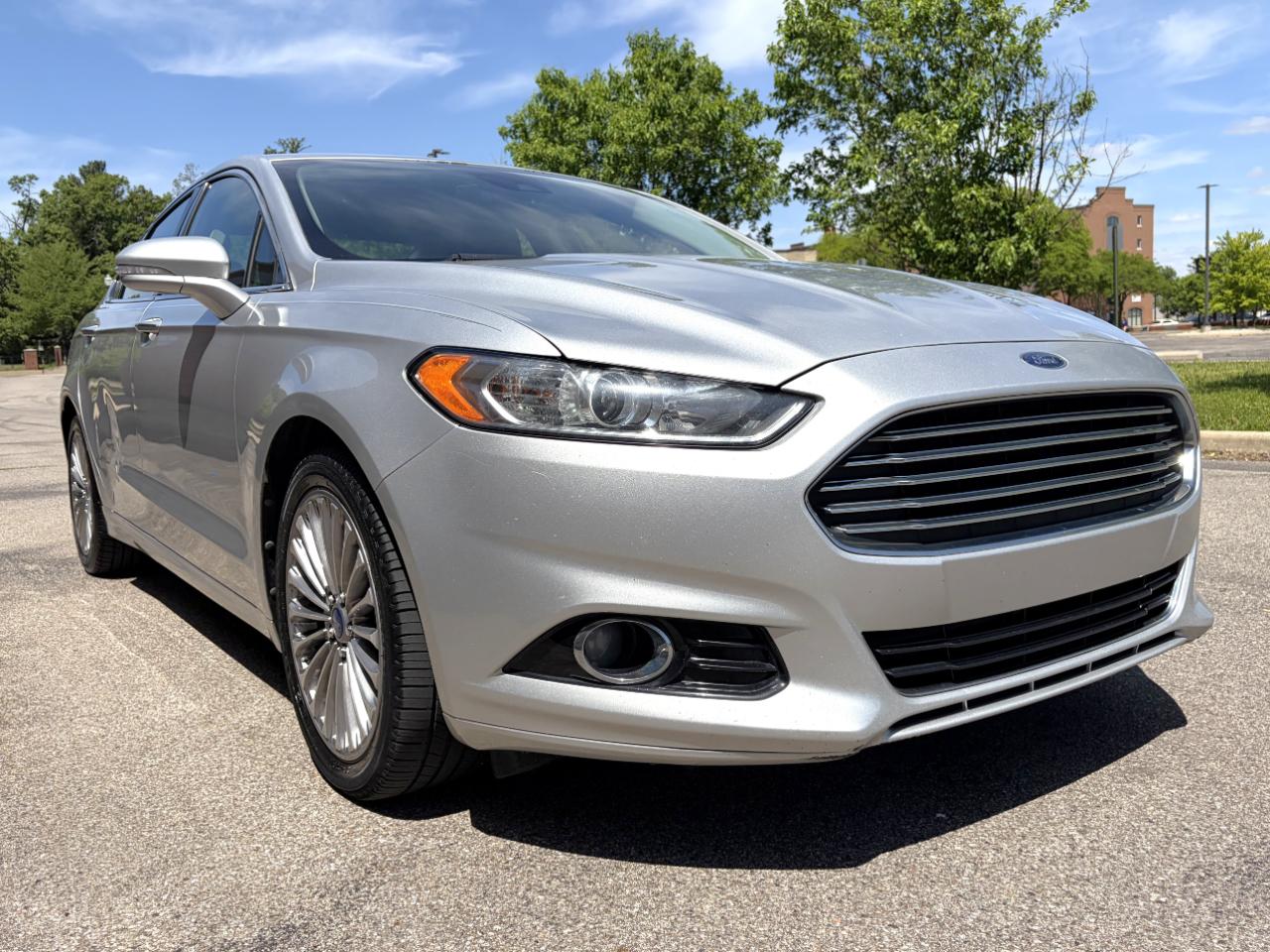 Ford Fusion 4dr Sdn Titanium AWD 2013