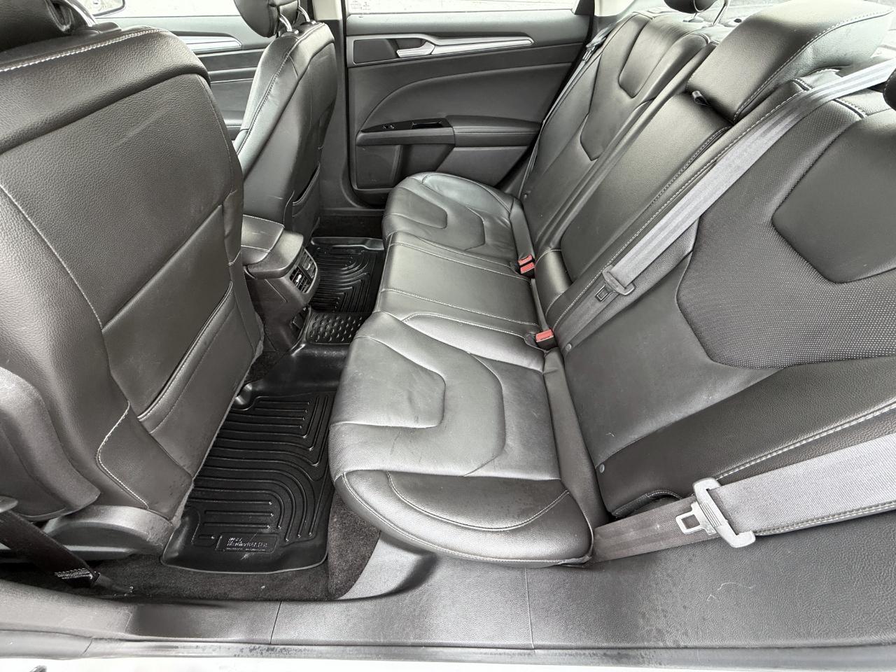 Ford Fusion 4dr Sdn Titanium AWD 2013